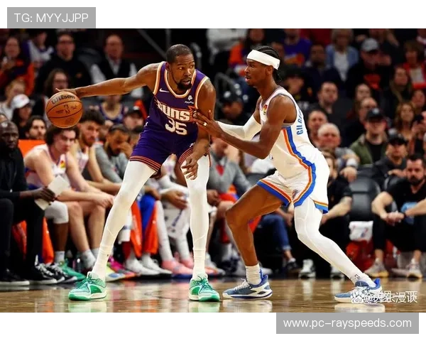 卫冕冠军雷霆阵容年轻实力强劲被普遍看好有望再度问鼎新赛季总冠军